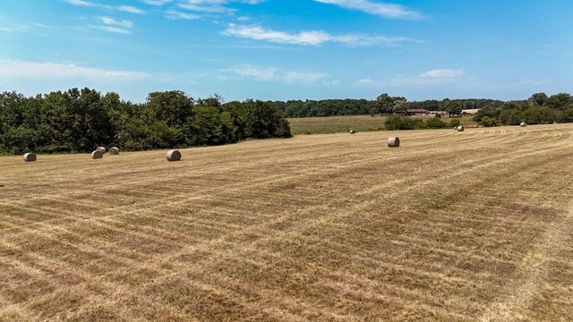 11281 Lawrence 2040, Miller, MO 65707