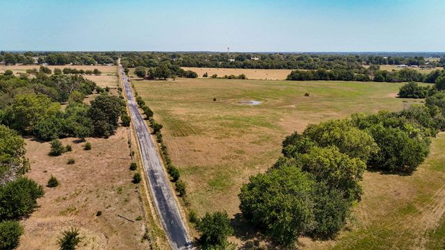 11281 Lawrence 2040, Miller, MO 65707