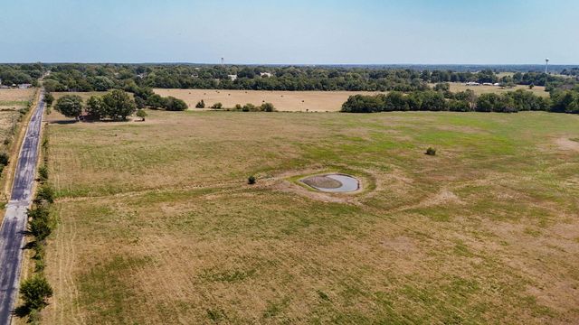 11281 Lawrence 2040, Miller, MO 65707