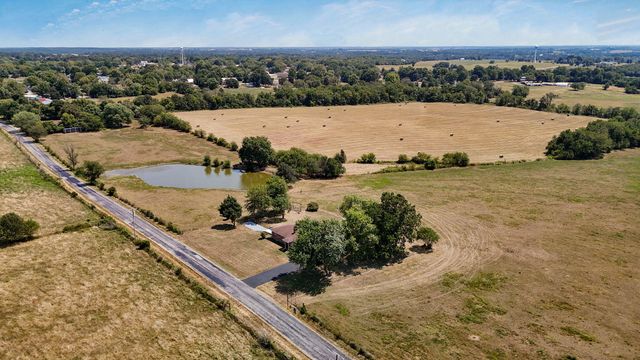 11281 Lawrence 2040, Miller, MO 65707