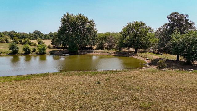 11281 Lawrence 2040, Miller, MO 65707