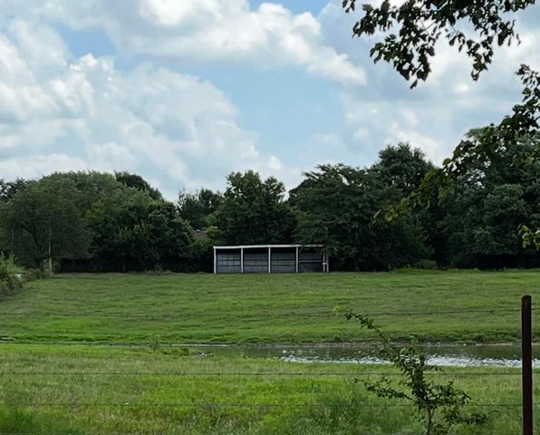 11281 Lawrence 2040, Miller, MO 65707