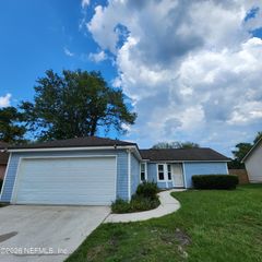 6941 HUNTINGTON WOODS Circle W, Jacksonville, FL 32244