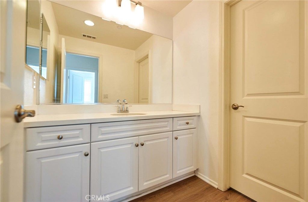 Image 9 of property listing at 123 Macintosh, Upland, CA 91786