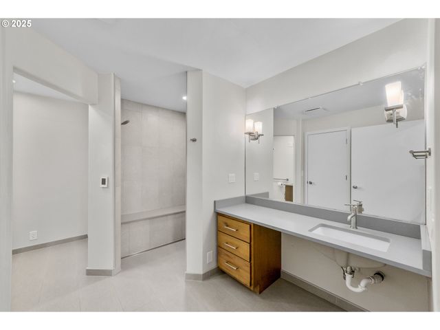 790 TRANQUIL Ln, Roseburg, OR 97471