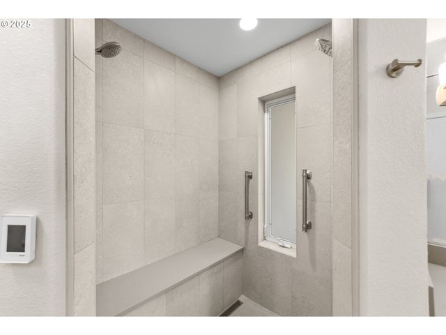 790 TRANQUIL Ln, Roseburg, OR 97471