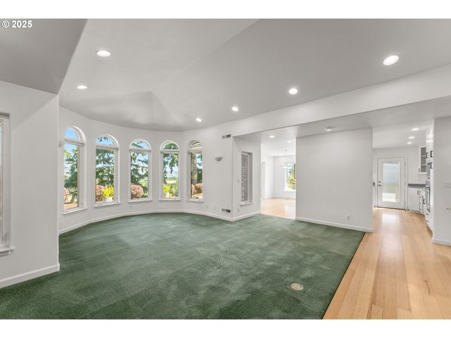 790 TRANQUIL Ln, Roseburg, OR 97471