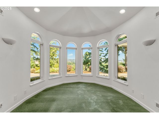 790 TRANQUIL Ln, Roseburg, OR 97471