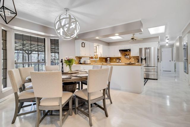 233 Pebble Creek, Livingston, TX 77351