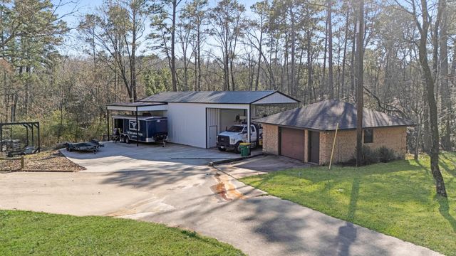 233 Pebble Creek, Livingston, TX 77351