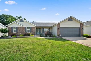 638 Big Bend Drive, Wentzville, MO 63385