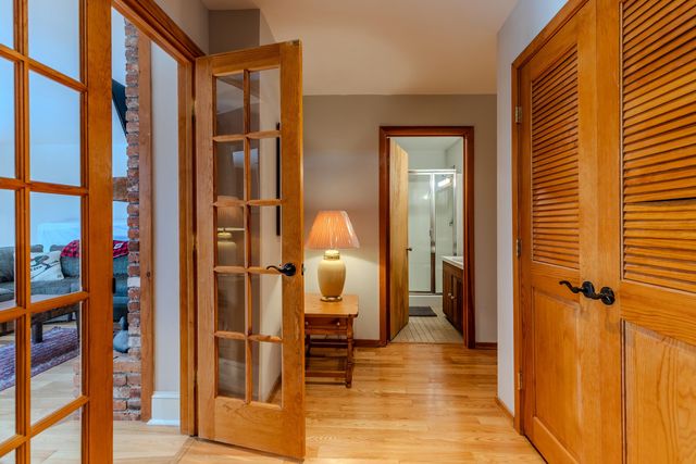 7 Round Tree Road, Winhall, VT 05340