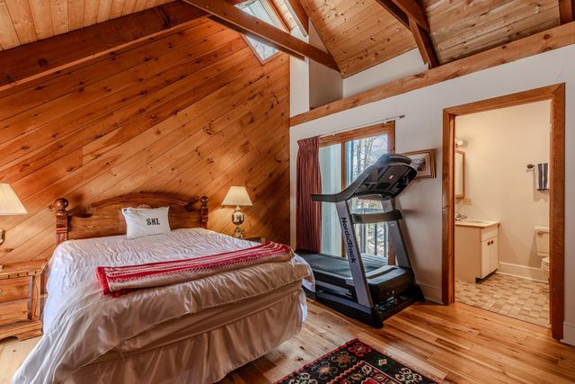 7 Round Tree Road, Winhall, VT 05340