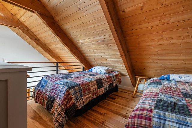 7 Round Tree Road, Winhall, VT 05340