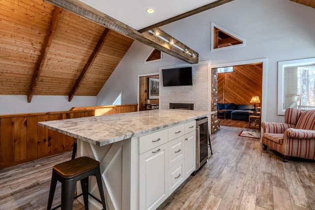 7 Round Tree Road, Winhall, VT 05340