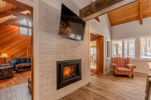 7 Round Tree Road, Winhall, VT 05340