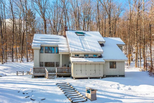 7 Round Tree Road, Winhall, VT 05340