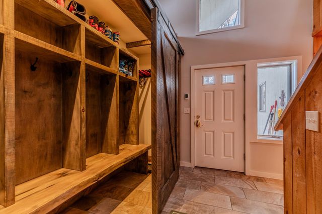 7 Round Tree Road, Winhall, VT 05340