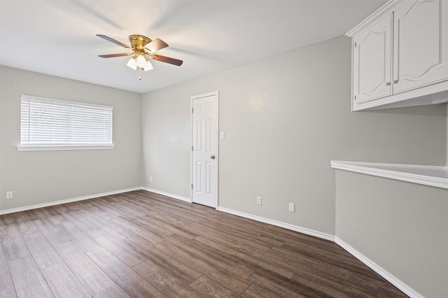 305 Virginia Avenue, Waxahachie, TX 75165