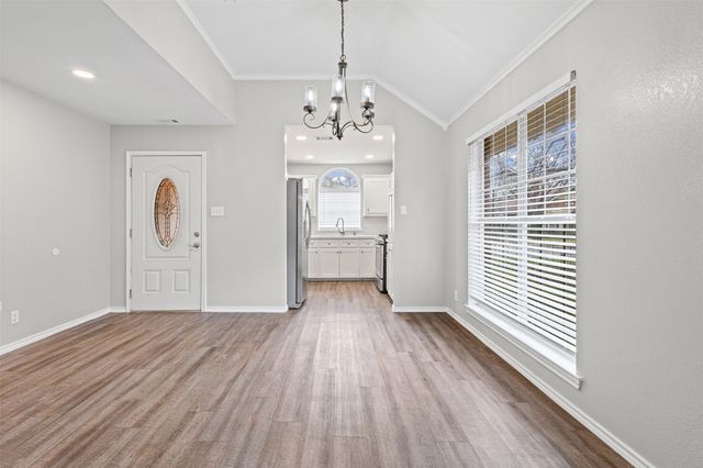 305 Virginia Avenue, Waxahachie, TX 75165