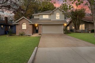 305 Virginia Avenue, Waxahachie, TX 75165