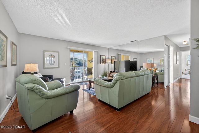 101 Bent Tree Dr Apt 5, Daytona Beach, FL 32114