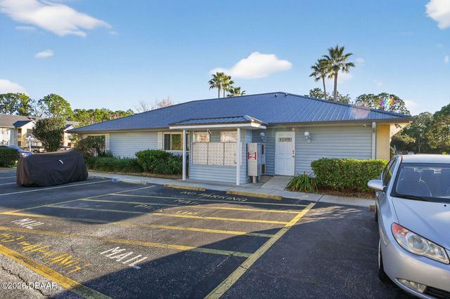 101 Bent Tree Dr Apt 5, Daytona Beach, FL 32114