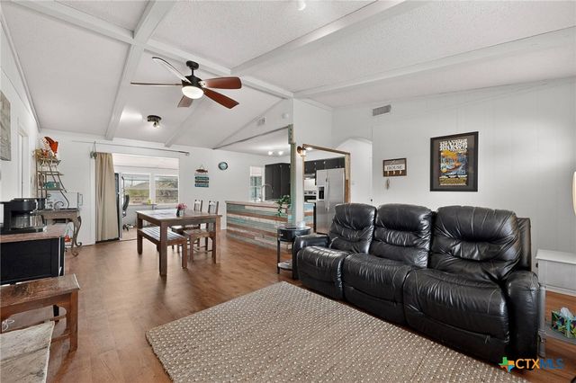 1336 Charter Oak Drive, Canyon Lake, TX 78133