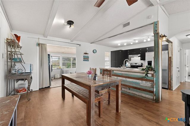 1336 Charter Oak Drive, Canyon Lake, TX 78133