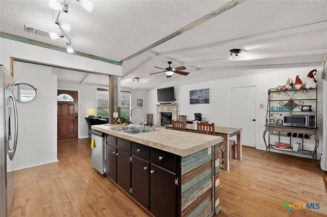 1336 Charter Oak Drive, Canyon Lake, TX 78133