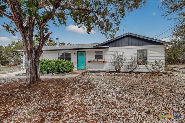 1336 Charter Oak Drive, Canyon Lake, TX 78133