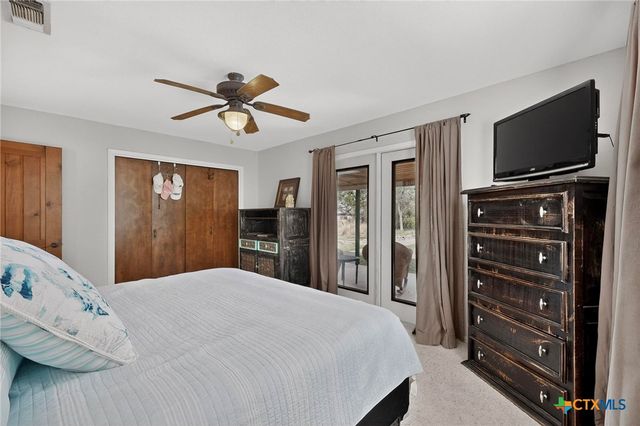 1336 Charter Oak Drive, Canyon Lake, TX 78133