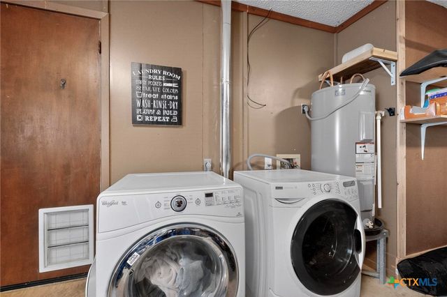 1336 Charter Oak Drive, Canyon Lake, TX 78133