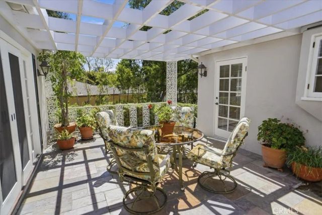 1973 N Harding Avenue, Altadena, CA 91001
