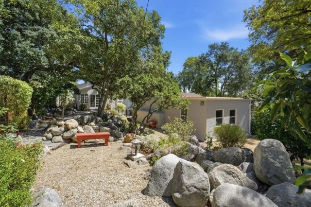 1973 N Harding Avenue, Altadena, CA 91001