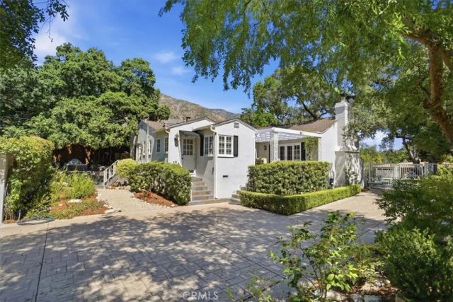 1973 N Harding Avenue, Altadena, CA 91001