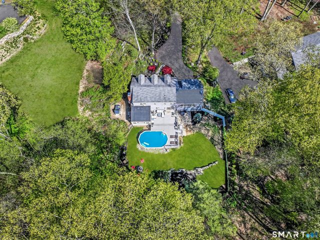 20 Puritan Valley Road, Brookfield, CT 06804