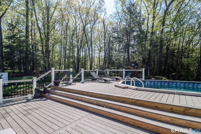 20 Puritan Valley Road, Brookfield, CT 06804