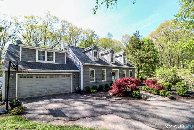 20 Puritan Valley Road, Brookfield, CT 06804