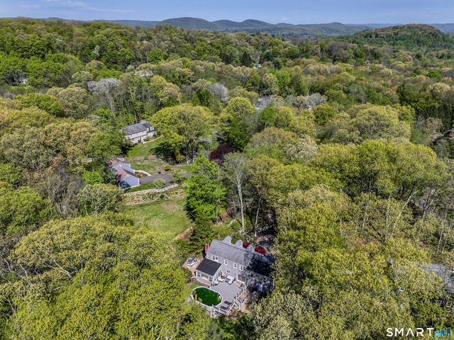 20 Puritan Valley Road, Brookfield, CT 06804