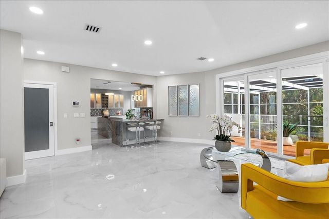 375 WELLINGTON AVENUE, Oldsmar, FL 34677