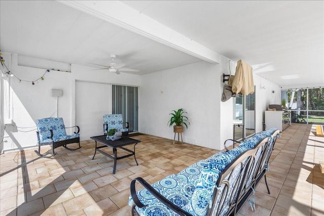 375 WELLINGTON AVENUE, Oldsmar, FL 34677