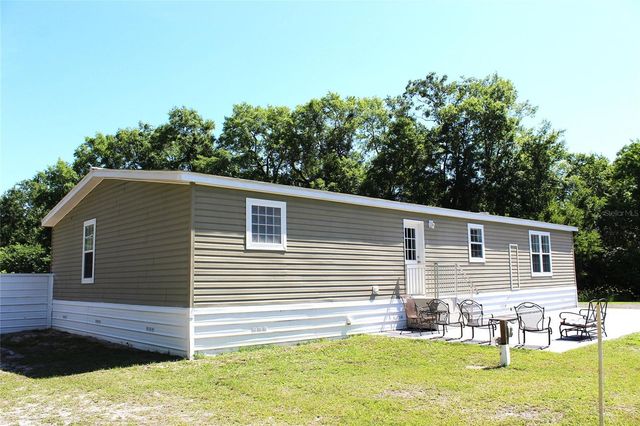 175 E SAN JOSE STREET, Palatka, FL 32177