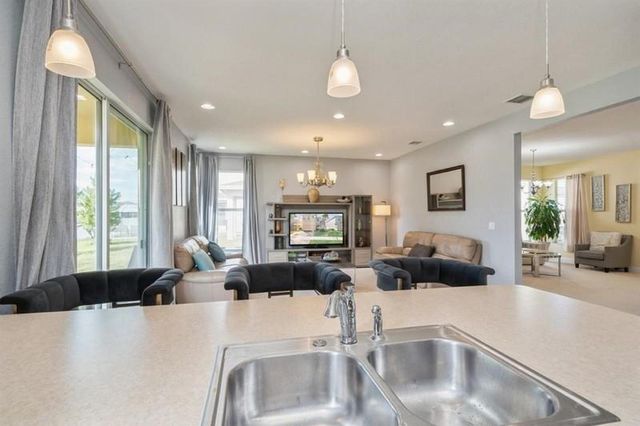 1998 NW Cataluna Circle, Port St. Lucie, FL 34986