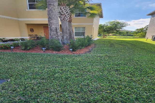 1998 NW Cataluna Circle, Port St. Lucie, FL 34986