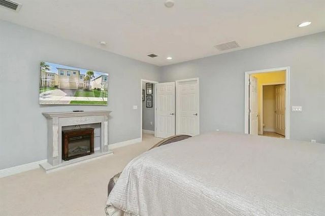 1998 NW Cataluna Circle, Port St. Lucie, FL 34986