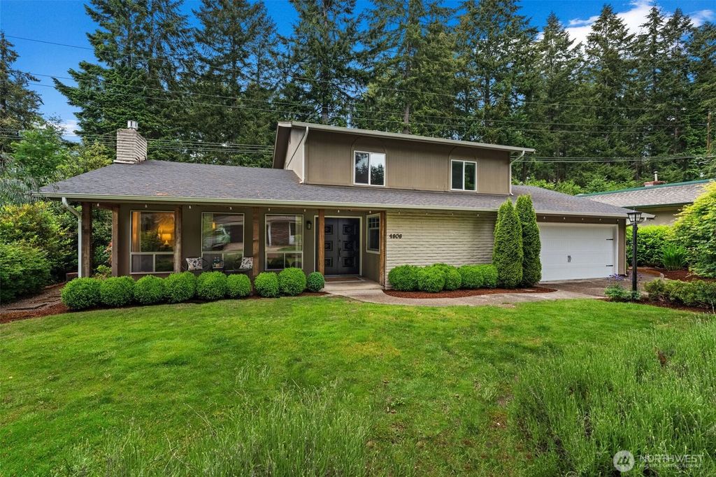 4806 95th Avenue W, University Place, WA 98467