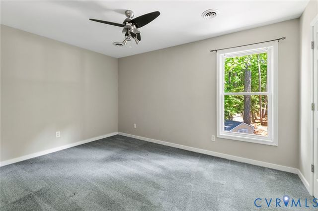 7506 Winning Colors Ct, Midlothian, VA 23112