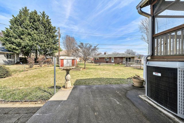 3107 Oliver RD, Roanoke, VA 24012