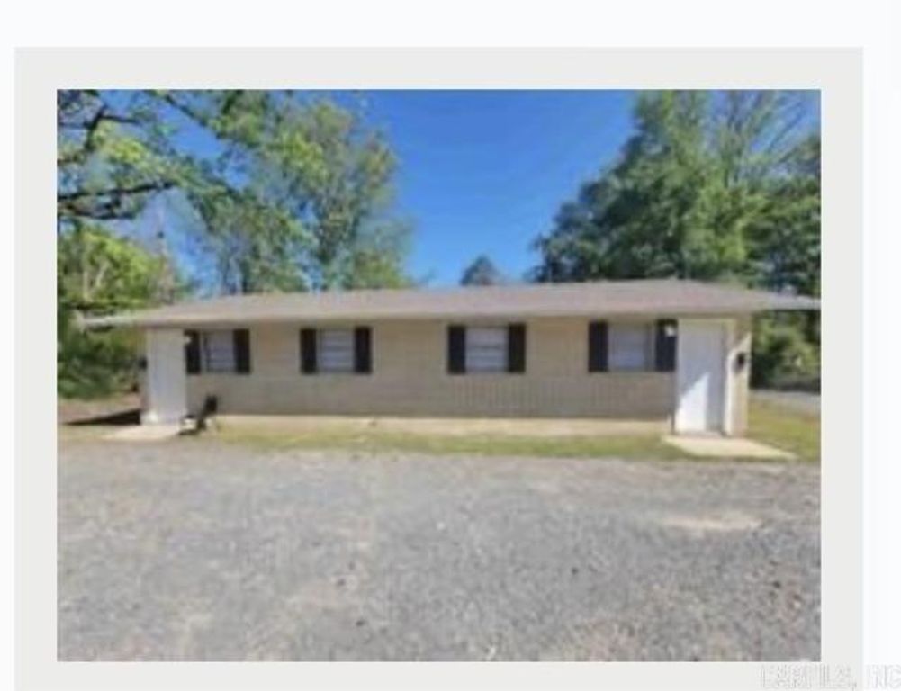 3009 S Ash Street, Pine Bluff, AR 71603